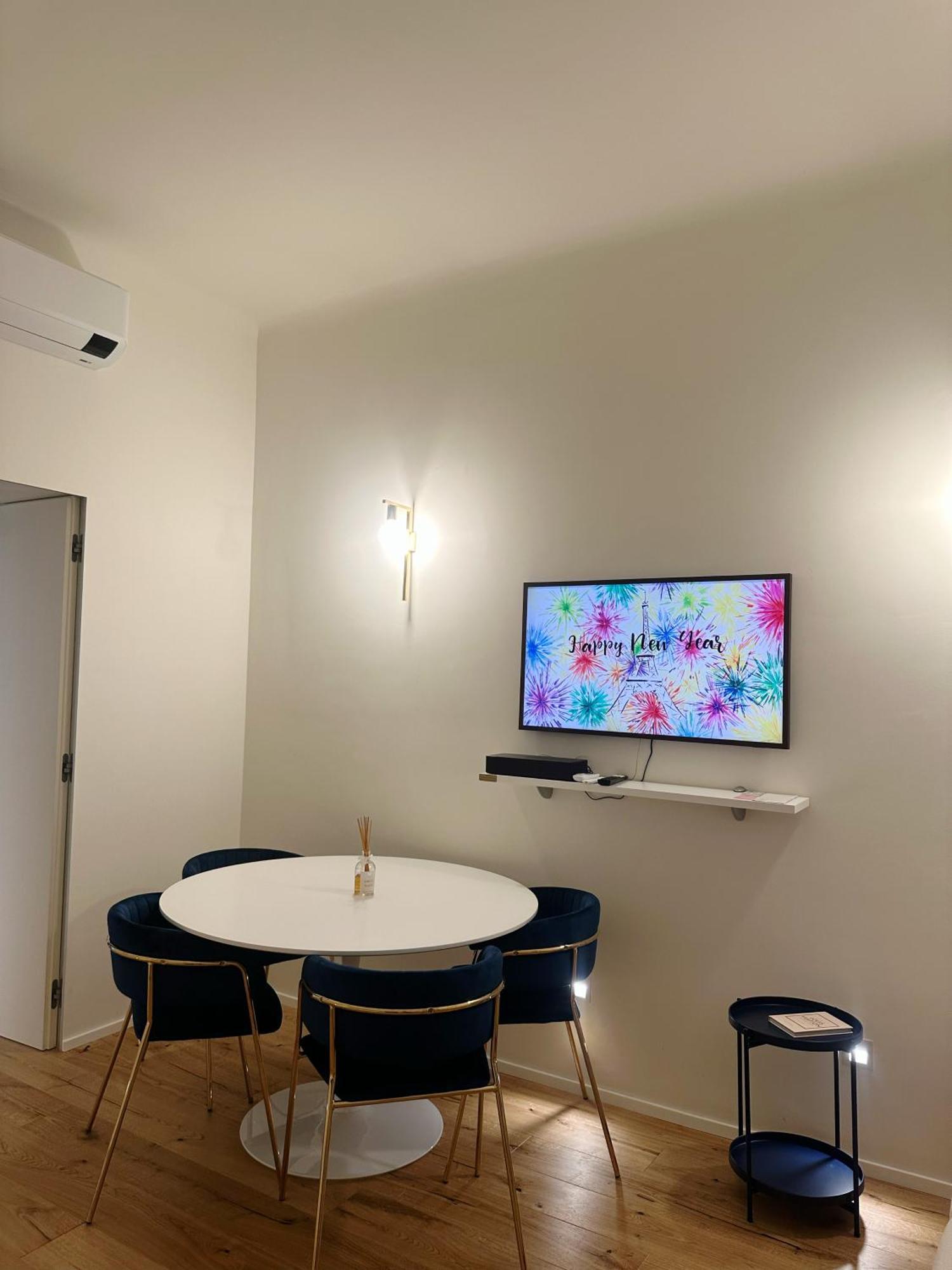 Private Apartment With Wi-Fi Milano City Near Duomo Atena Esterno foto